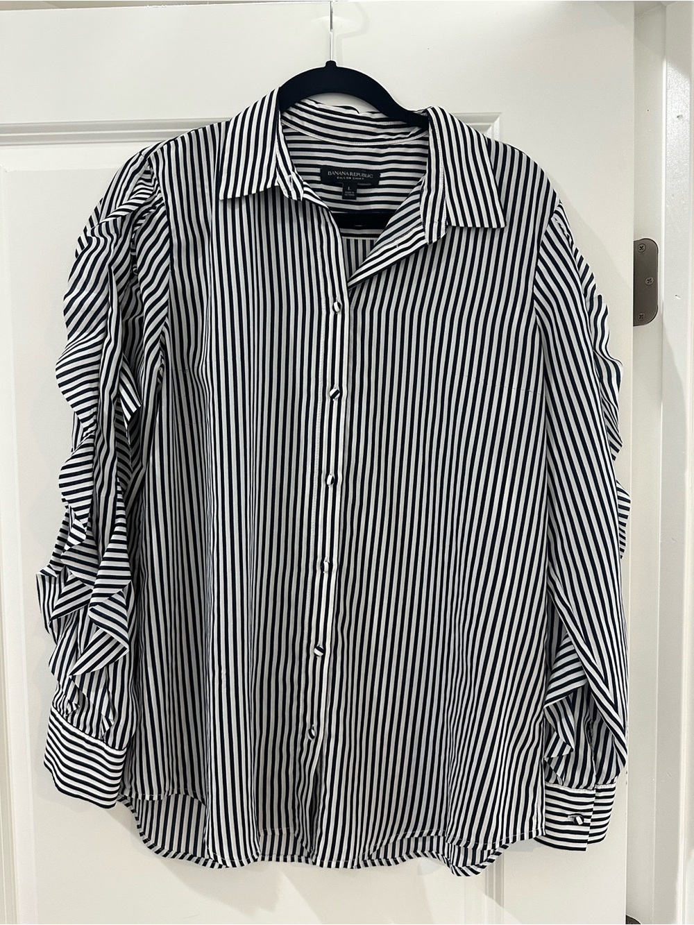 Banana Republic Black & White Vertical Stripe Ruffle Sleeve Blouse